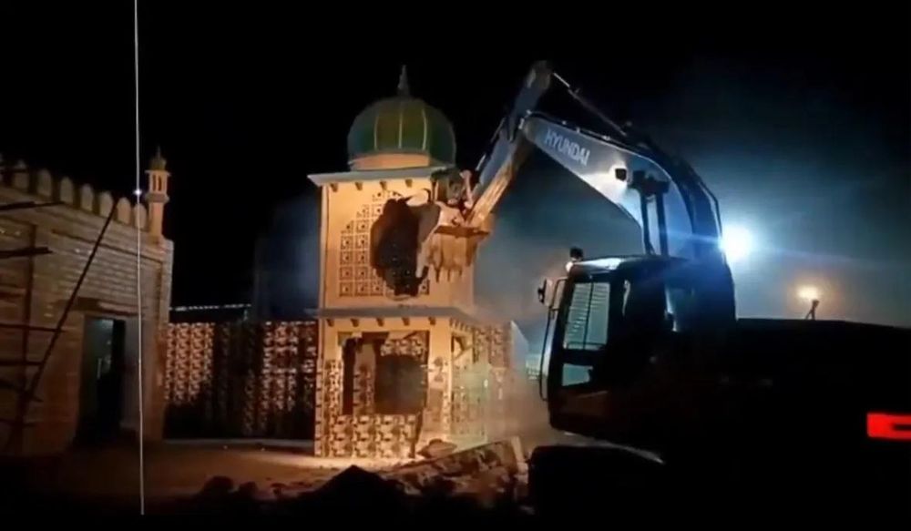 Arbitrary Demolitions in Kutch: 30 Structures, Including Mosques and Homes, Razed Amidst Allegations of Due Process Denial