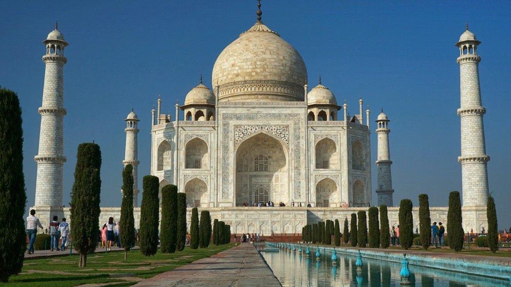 Agra Protests: Hindu Mahasabha Detains Leaders Over Taj Mahal Eid Prayers