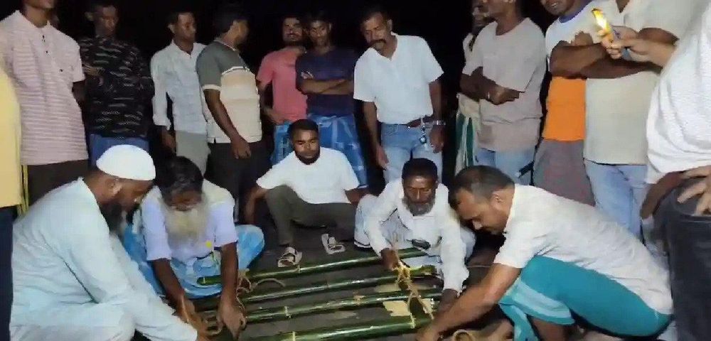 Assam Village United: Muslims Lead Hindu Man's Last Rites