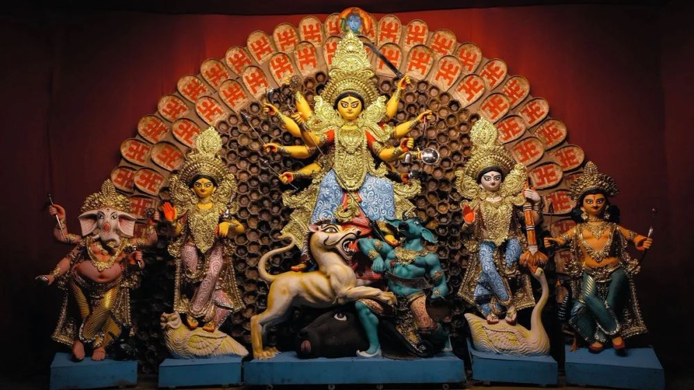 VHP Urges Ban on Non-Veg Food Inside Bengal Durga Puja Pandals