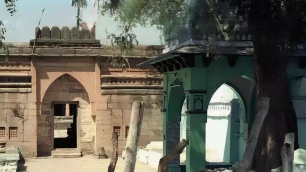 MP HC Declares Bhojshala a Temple, Suggests Alternative Land for Mosque