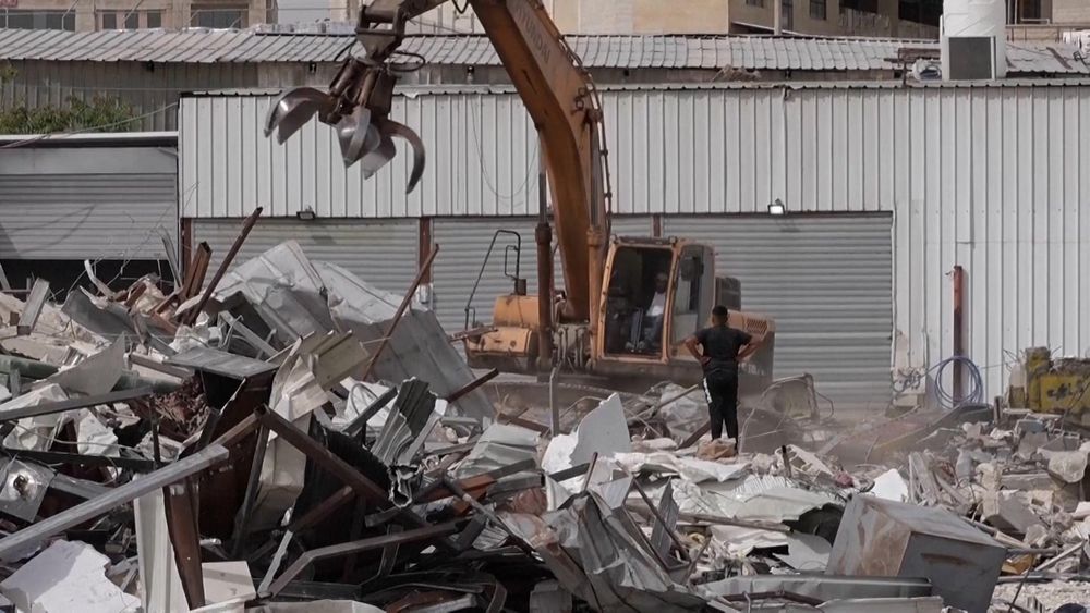 Israel Bulldozes Palestinian Shops, Constructs Settlement Road