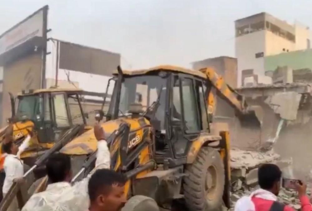 Man Files Bombay HC Petition Alleging Wrongful Demolition of His Home in Nida Khan Case
