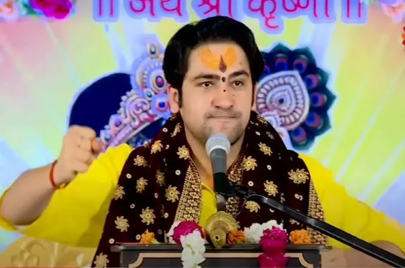 Congress Registers Complaints Against Dhirendra Shastri Over Durga Puja Non-Vegetarian Food Remarks