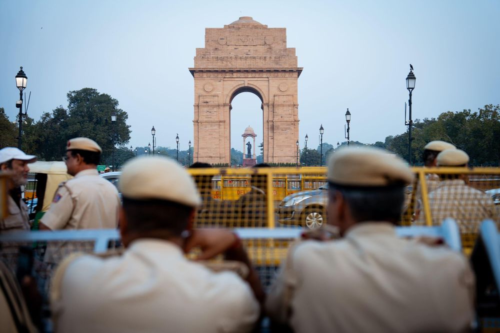 MHA Tightens Immigration Norms: Foreign Nationals Staying Over 180 Days Must Register Earlier