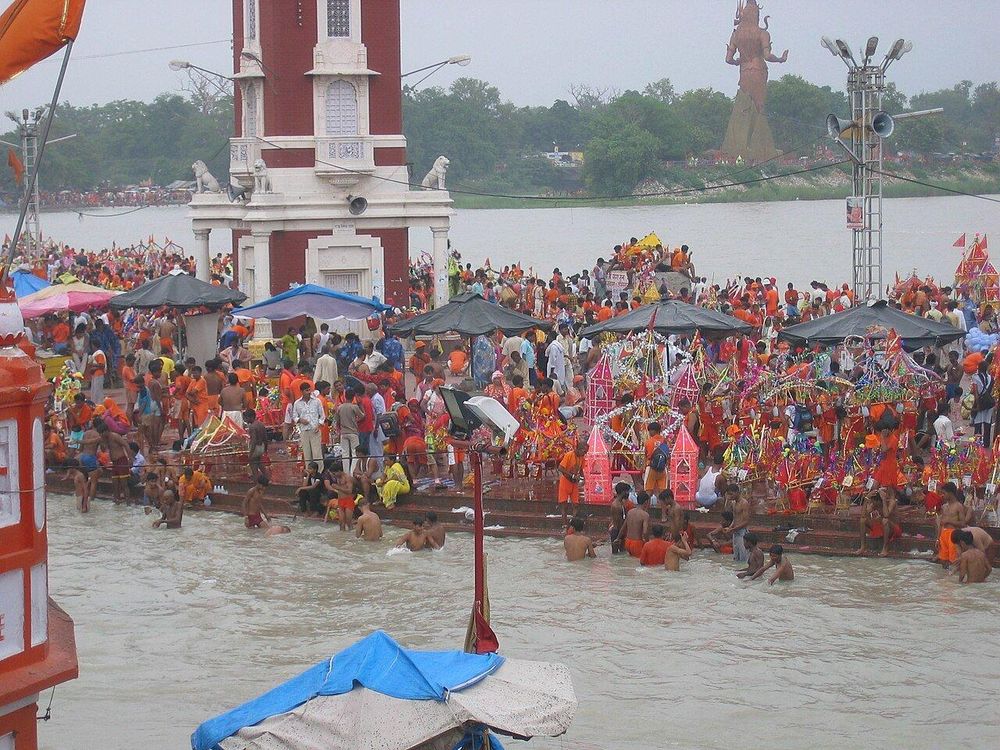 Muslim Groups in Amroha Challenge Meat Shop Closures Beyond Kanwar Yatra Route