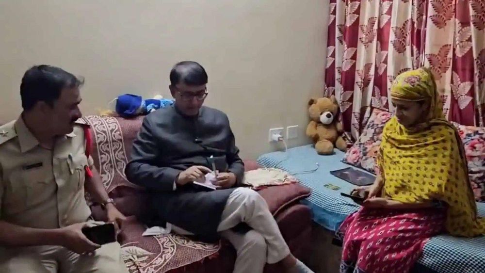 Muslim Boy Branded 'Pakistani' in Hyderabad Apartment Row Over Pet Cat