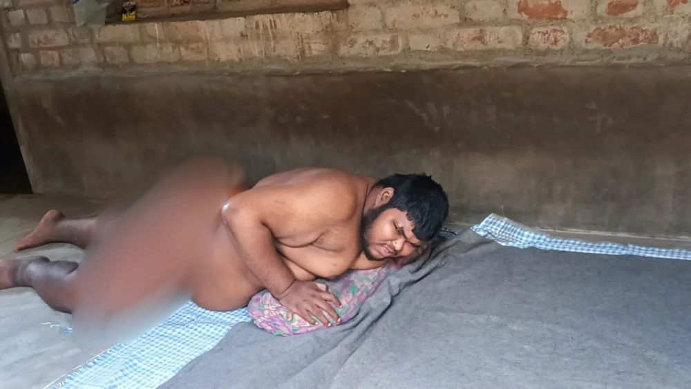 Ration Stopped for Nearly 2 Years: Murshidabad Youth Struggles Without Aadhaar