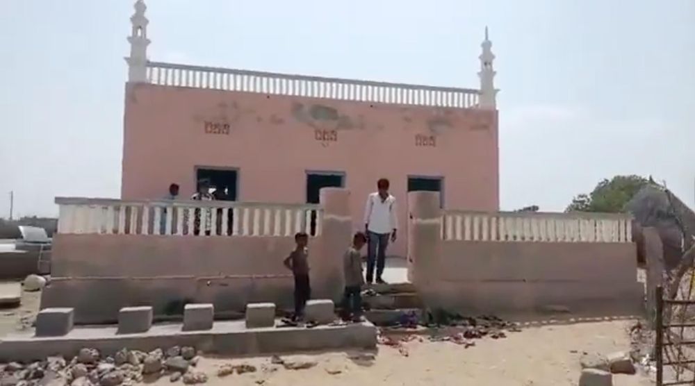 Congress Leader Ashok Gehlot Condemns Targeted Demolition of Muslim Religious Sites in Rajasthan's Border Districts