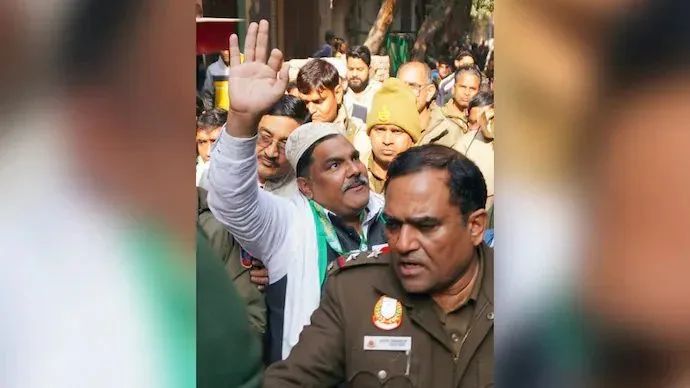 Tahir Hussain Challenges IB Officer Murder Conviction Over Public Anger Probe