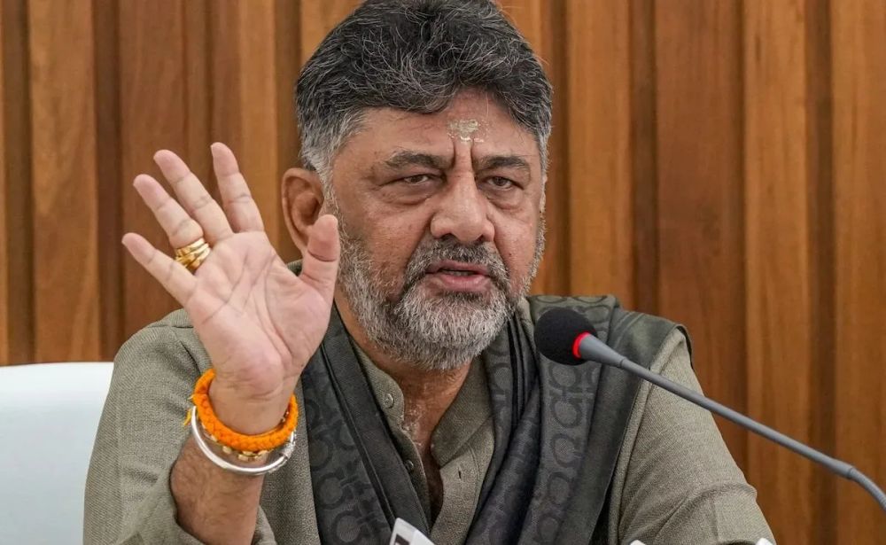 Karnataka Orders Only First Two Stanzas of Vande Mataram at Official Functions Citing 1937 Resolution