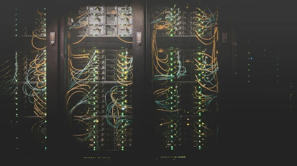 Anthropic CEO Calls for AI Industry Slowdown Amid Whistleblower Alarms