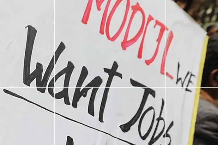 NITI Aayog Reveals One in Four Young Indians Outside Education, Employment & Training