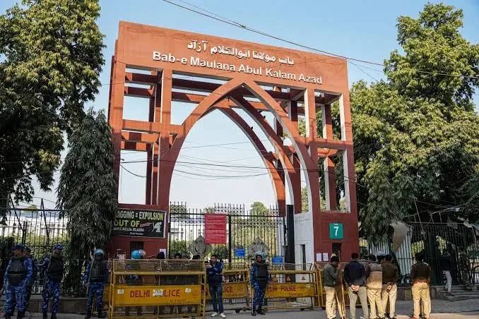JMI Suspends Four Students Amid Protests Over Admission Irregularities