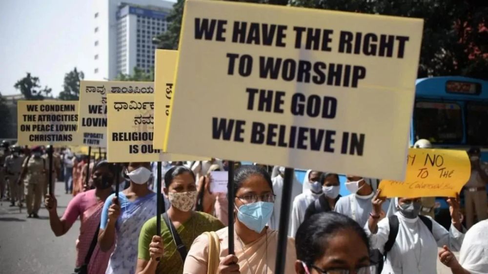 Maharashtra Anti-Conversion Law Challenged in Bombay High Court Over Religious Freedom & Privacy
