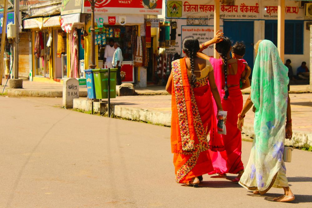 HeatWatch Report Shows Women Platform Workers Forced to Choose Between Health and Income During Extreme Heat
