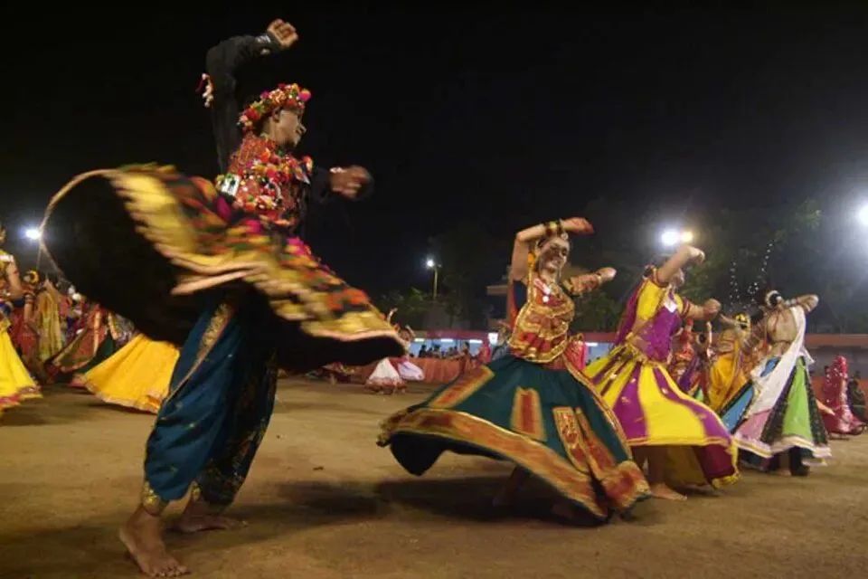 VHP Restricts Muslims at Navratri Events in Maharashtra, Requires Aadhaar Check and Tilak