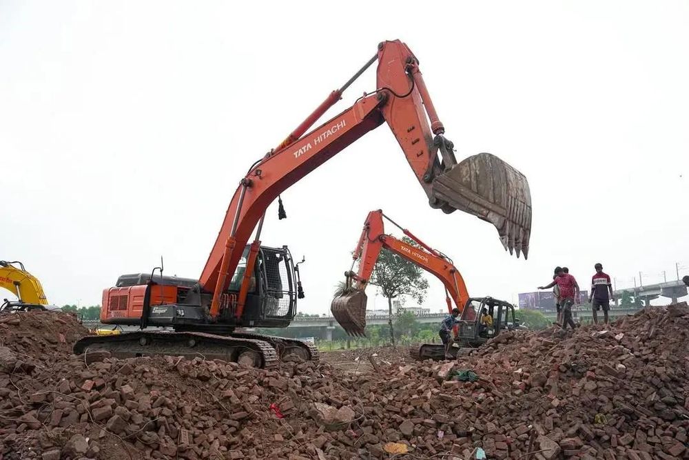 Supreme Court Shields 25 Muslim Residences from Demolition in Madhya Pradesh’s Khandwa Amid Bulldozer Action Linked to Alleged Cattle Slaughter