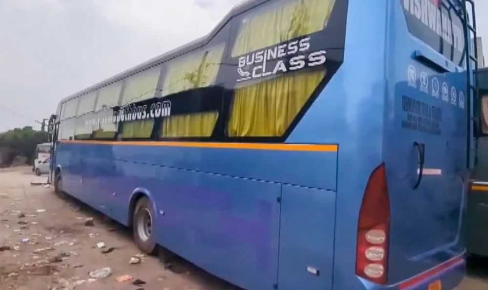 16-Year-Old UP Student Allegedly Gang-Raped in Sleeper Bus; Drivers Arrested