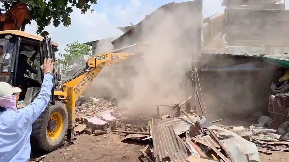 Surat: BJP Leader's Illegal Structure Demolished, Materials Returned Hours Later
