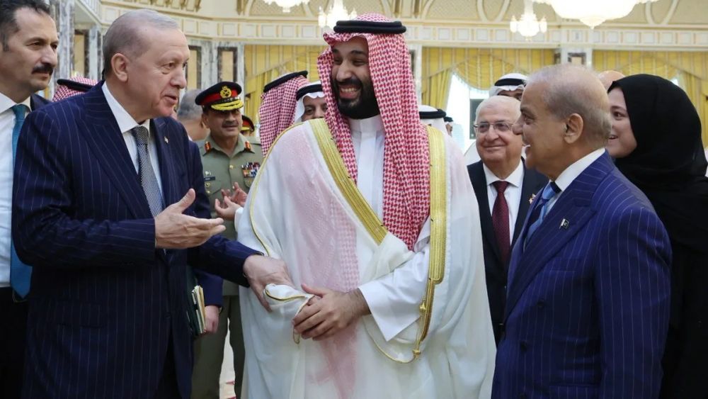 Iran Considers Joining Saudi-Pakistan-Turkey Mecca Defence Pact