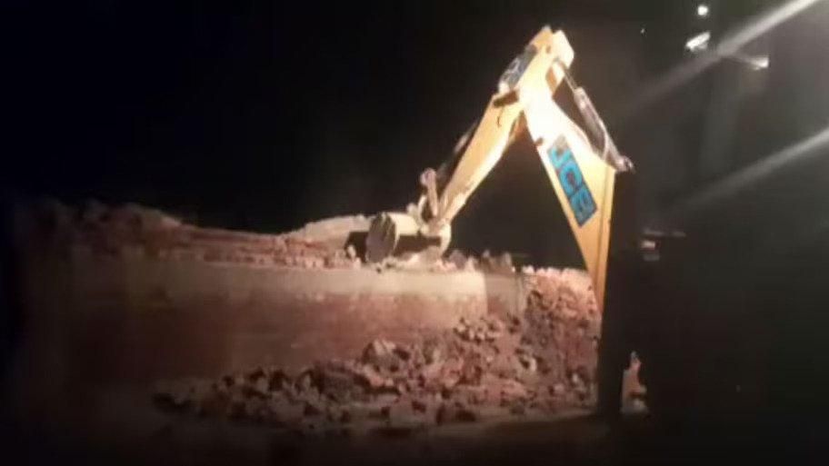 Uttar Pradesh: Authorities Demolish Unauthorised Mosque in Peharuwala Following Hindu Raksha Dal Complaint