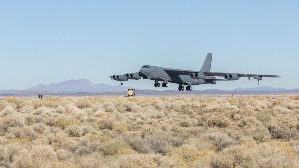 B-52 Stratofortress Accident Claims Eight Lives in Mojave Desert Crash