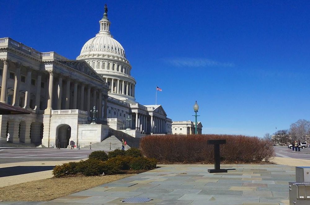 US House Checks Trump's Iran War Powers in Major Rebuke
