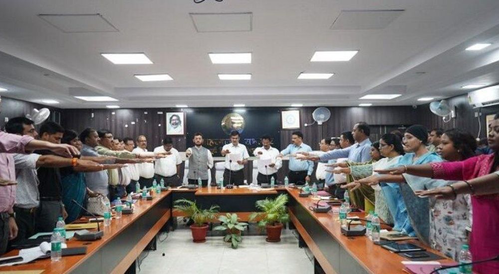 Jamshedpur: District Plan Committee Reviews 139 Public Welfare Schemes, Approves 38 Projects