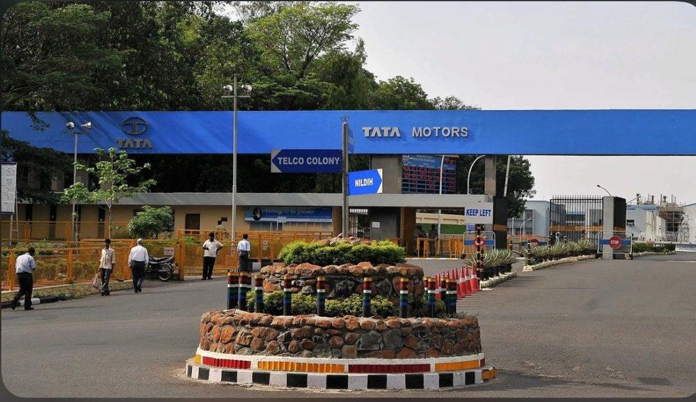 Tata Motors Retirees Honored in Emotional Union Event
