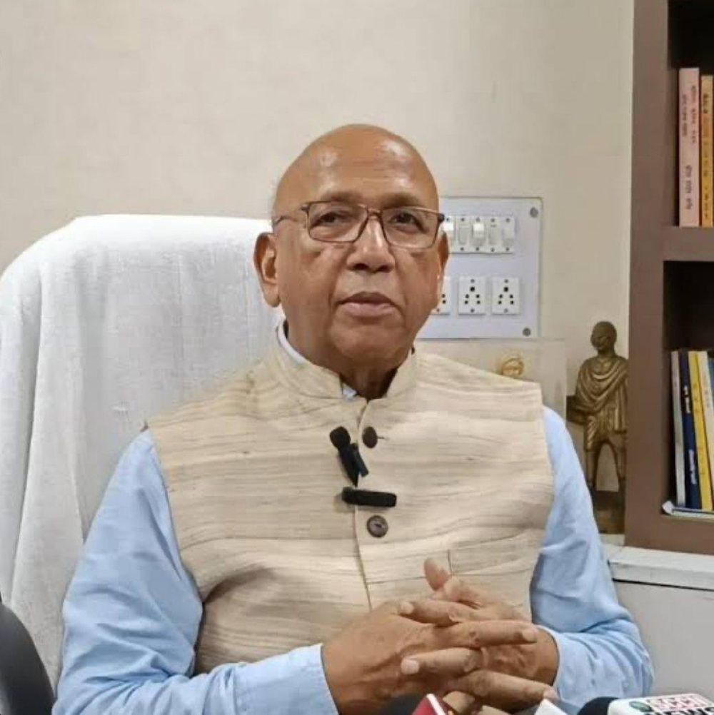 PM Housing Scheme Beneficiaries Honor MLA Sarayu Ray, Receive Keys