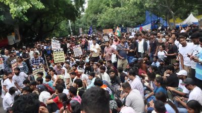 Thousands Return to Jantar Mantar, Refuse to Back Down After Police Violence