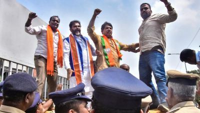 BJP demands Kharge's apology for remarks on Modi's father