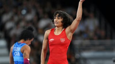 Delhi HC Rebukes WFI for Labeling Vinesh Phogat's Olympic Disqualification as 'National Embarrassment'