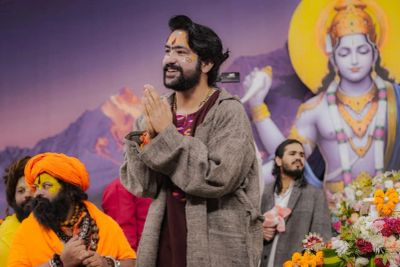 Dhirendra Shastri Challenges Muslim Participation in Garba Amid VHP Ban Call