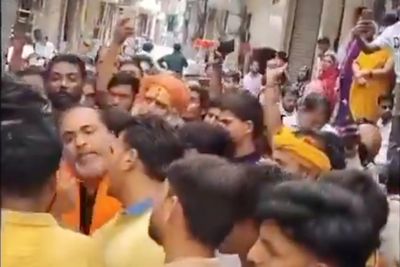 Communal Tensions Escalate in Khoda: Hindutva Groups Disrupt Friday Prayers