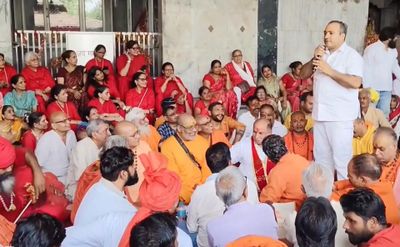 Aide to Yati Narsinghanand Calls for Annihilation of Muslims at Hindu Mahapanchayat