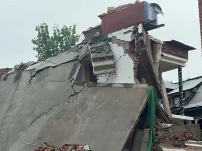 J&K: Authorities Demolish LeT Militants' Homes After Anantnag Cop Killing