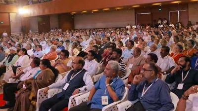 Kerala CM and LoP Condemn University Vice Chancellors for Attending RSS Event