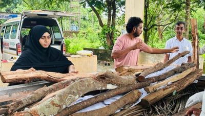 Kerala Muslim Leader Performs Hindu Last Rites for Abandoned RSS Worker