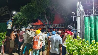 Blaze Engulfs Delhi Labour Camp; AICCTU Seeks Probe