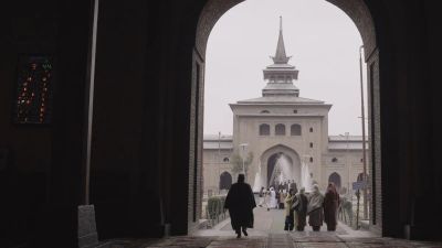 Kashmir Mosques and Imambaras Launch Monthly Khutbahs on Drug Abuse and Social Media