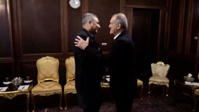 Pakistan's Interior Minister Meets Iranian President in Tehran
