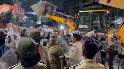 Police Resort to Lathi-Charge Amidst Eviction Protests at Jadavpur Station