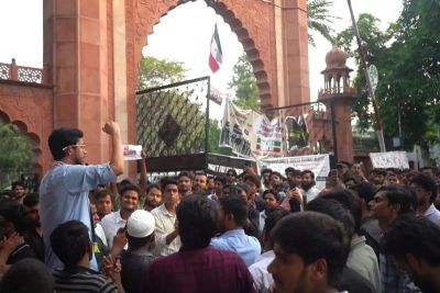 NBDSA Imposes ₹2 Lakh Fine for Inflammatory Pro-Palestine Coverage at AMU Protest