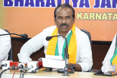 Karnataka HC Questions BJP MLC's 'Pakistani' Comment Targeting Muslim IAS Officer