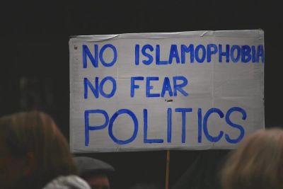 Malayalam News Channels Document 120 Islamophobic Reports Over 1,000 Days