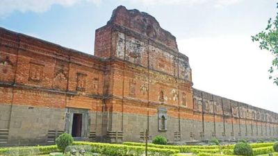 Shivalinga Placed Near Adina Mosque in West Bengal Ahead of Rudrabhishek, Reigniting Temple Dispute