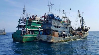 UN Agencies Fear Over 500 Rohingya Refugees Missing After Two Boats Reportedly Sink Off Myanmar Coast