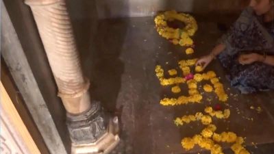 Hindus Offer Prayers at Bhojshala as High Court Declares it a Temple